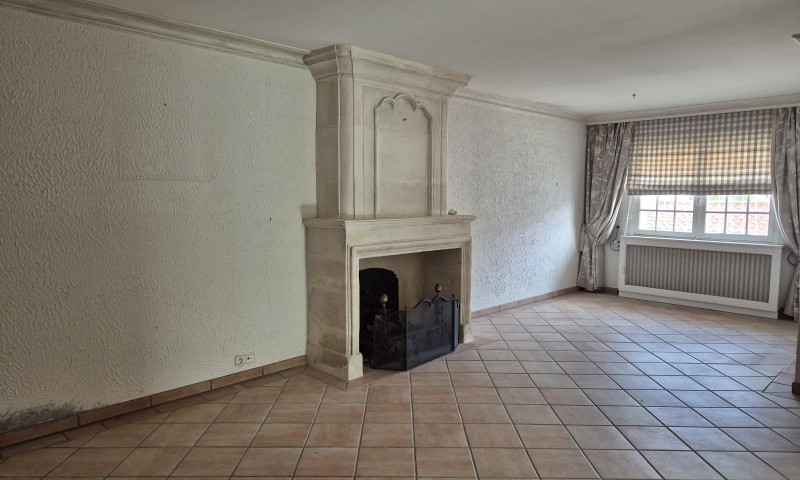 MAISON A ETAGE